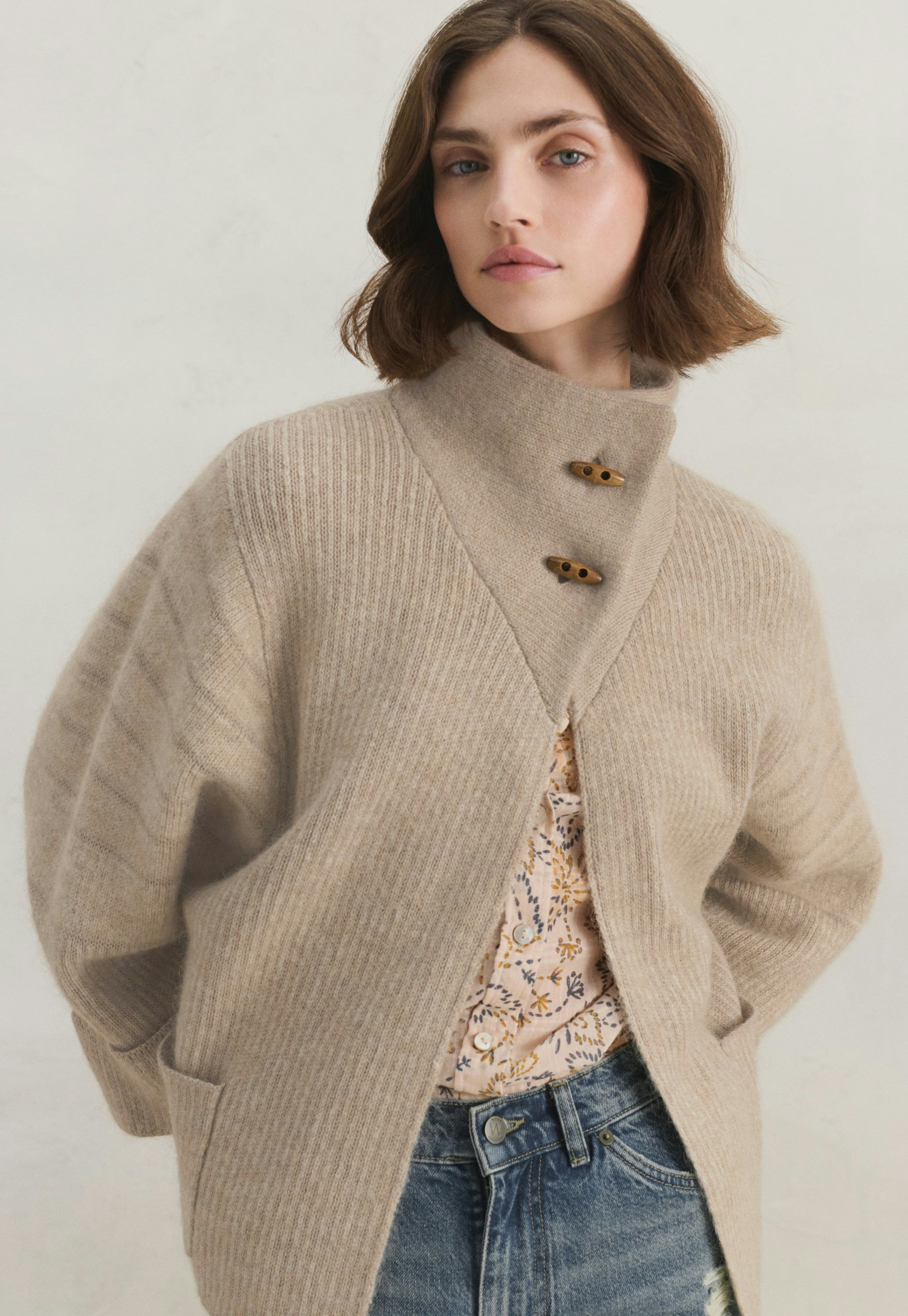 Wrap London Strickjacke aus Wolle-Mohair-Mischung