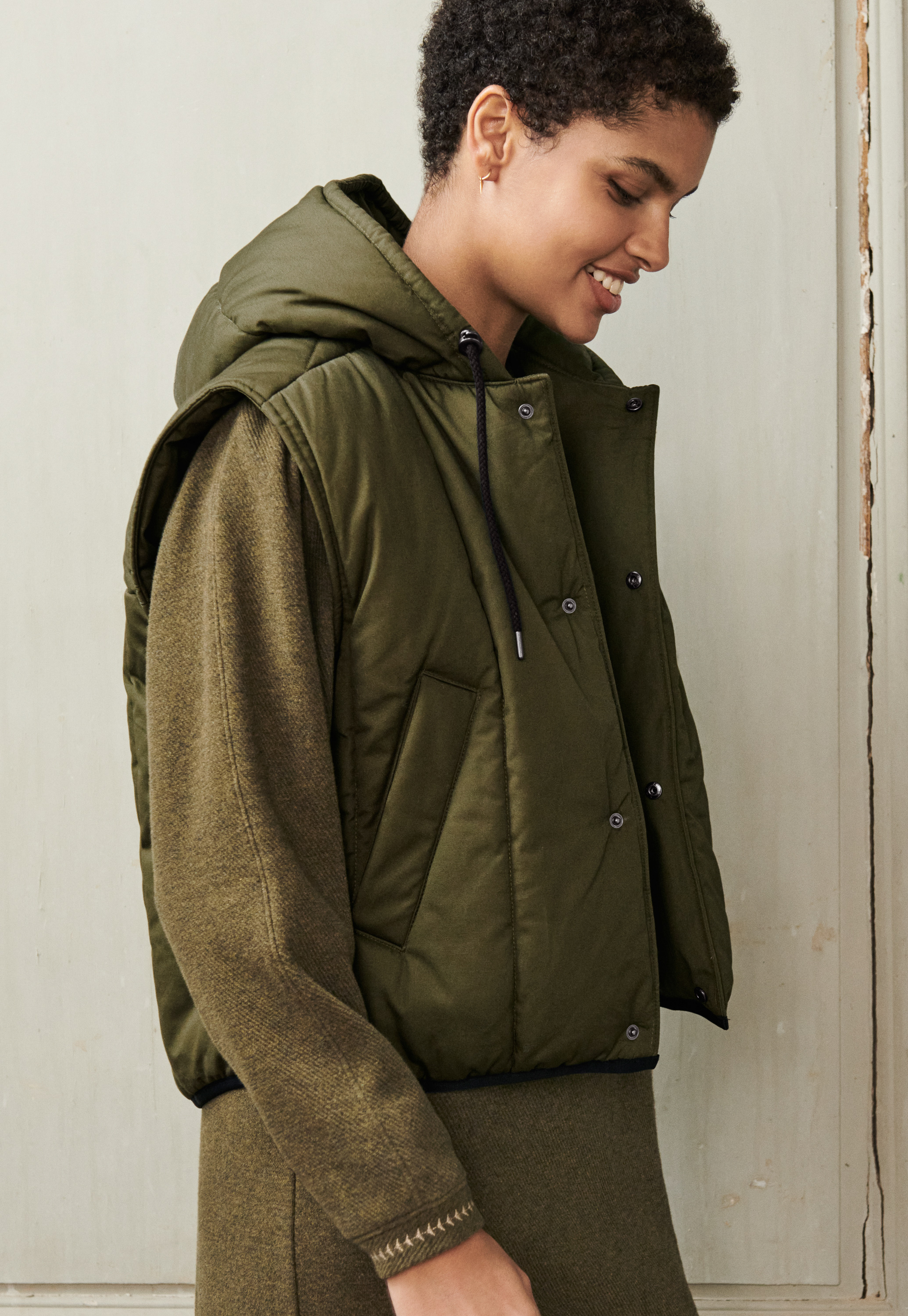 Wrap London - Cropped hooded gilet