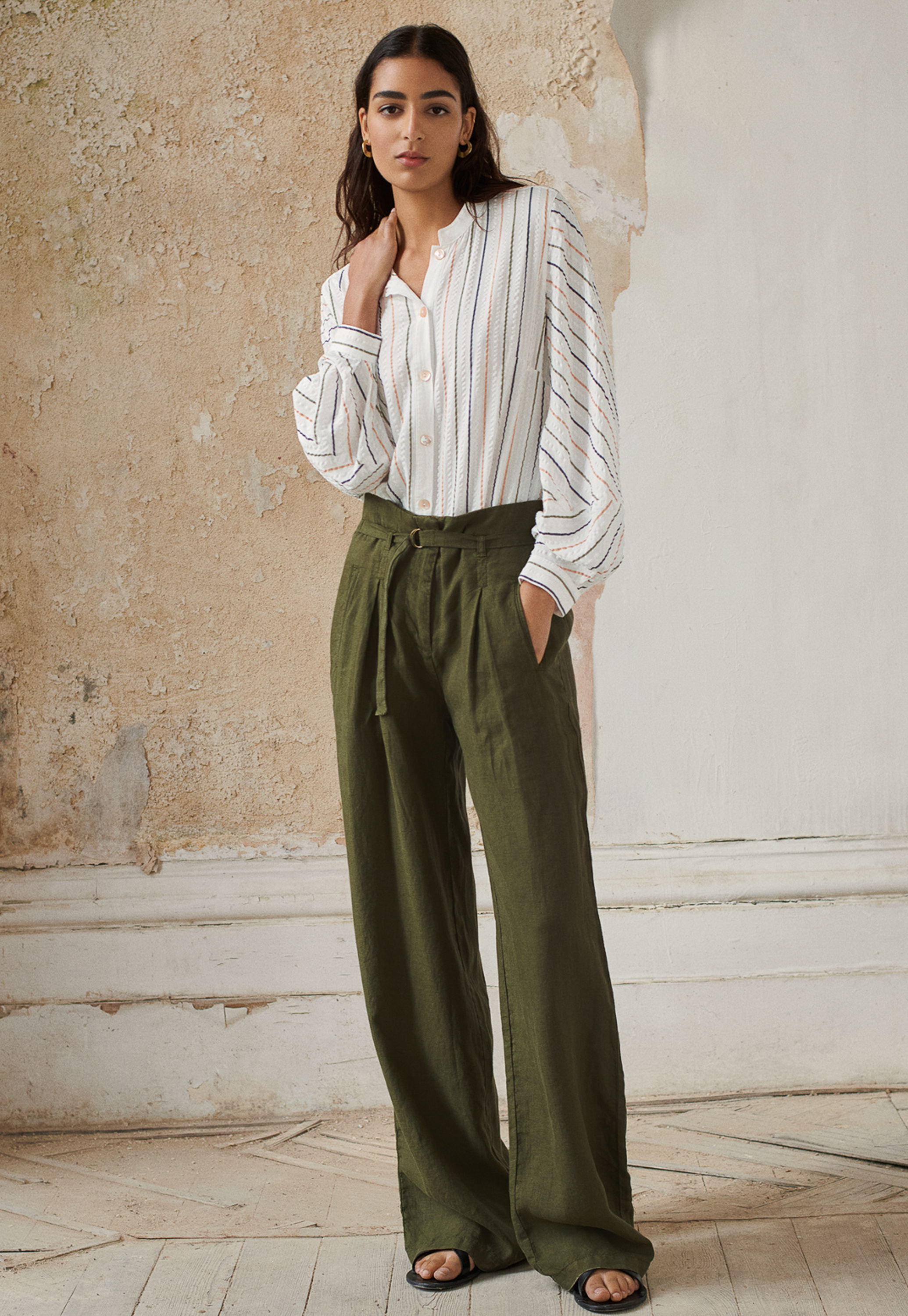 Product Image of Belted wide-leg linen trousers