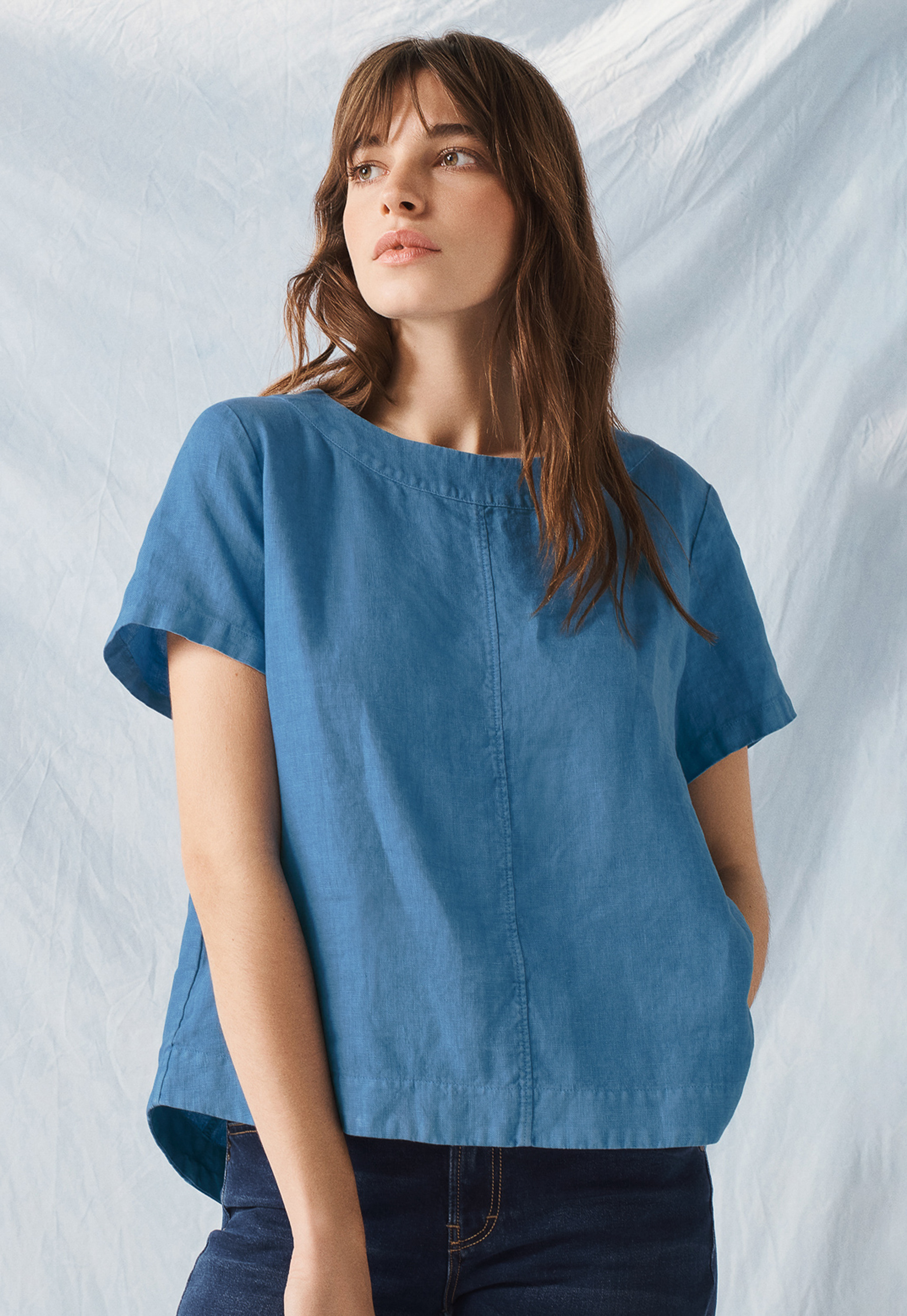Wrap London - Linen button-back top