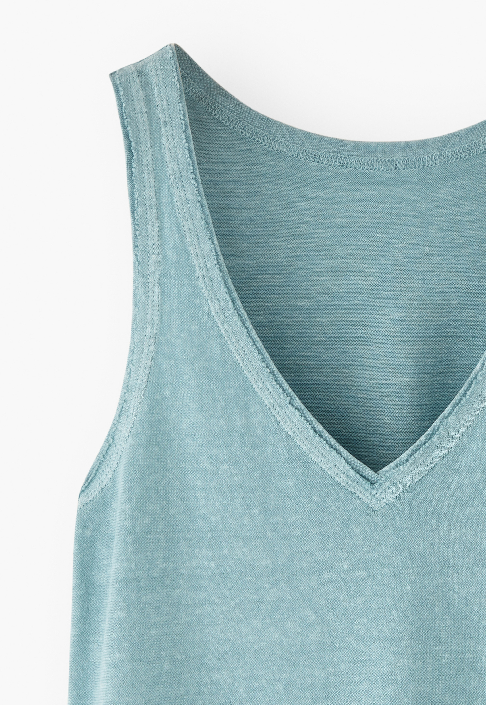 Wrap London - Hemp & organic cotton v-neck jersey vest